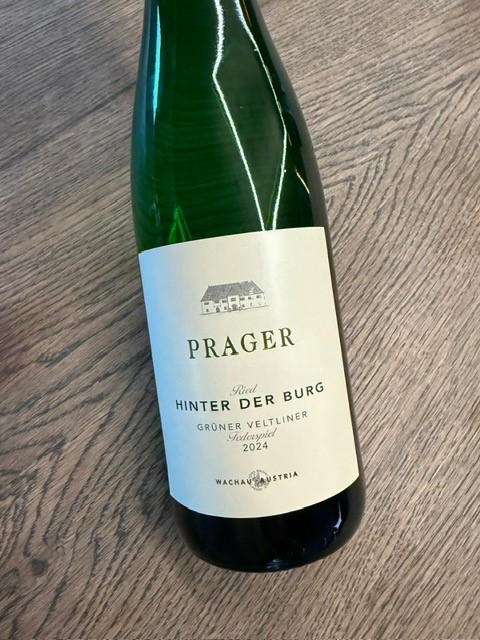 PRAGER GRUNER VELTLINER RIED HINTER DER BURG FEDERSPIEL 2024